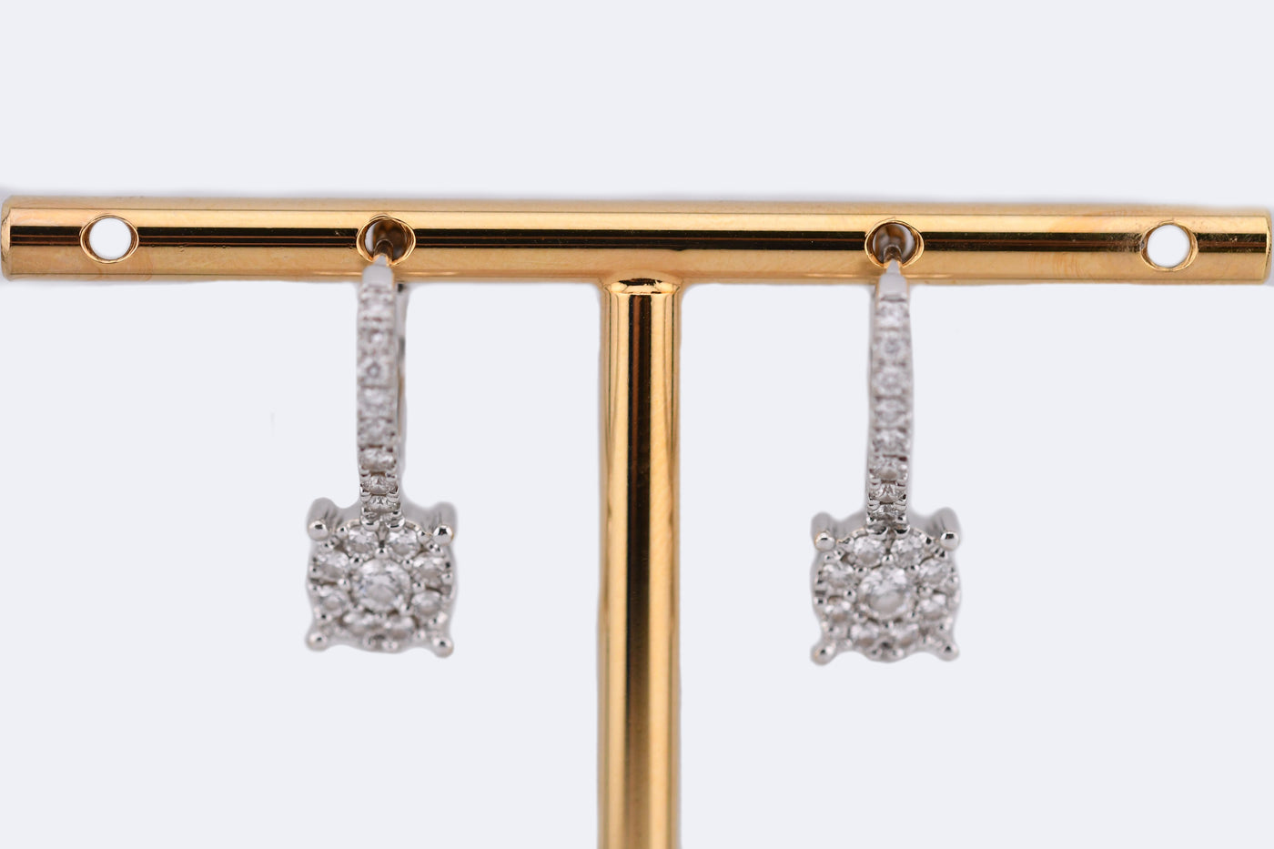 Orecchini a monachella con diamanti 0,67 ct
